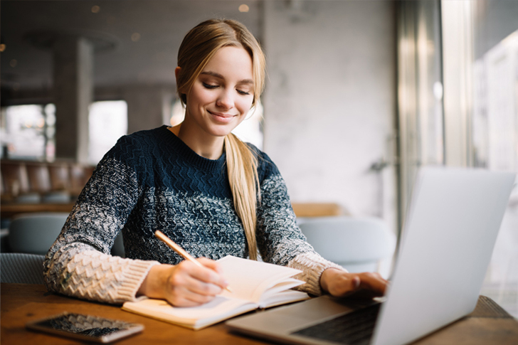 Guide to Pursuing a Career in Digital Marketing
